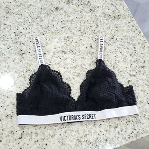 Victoria’s Secret Lace Adjustable Logo Bra, Size MED